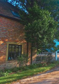 Exterior view of therapy location in Lewes.